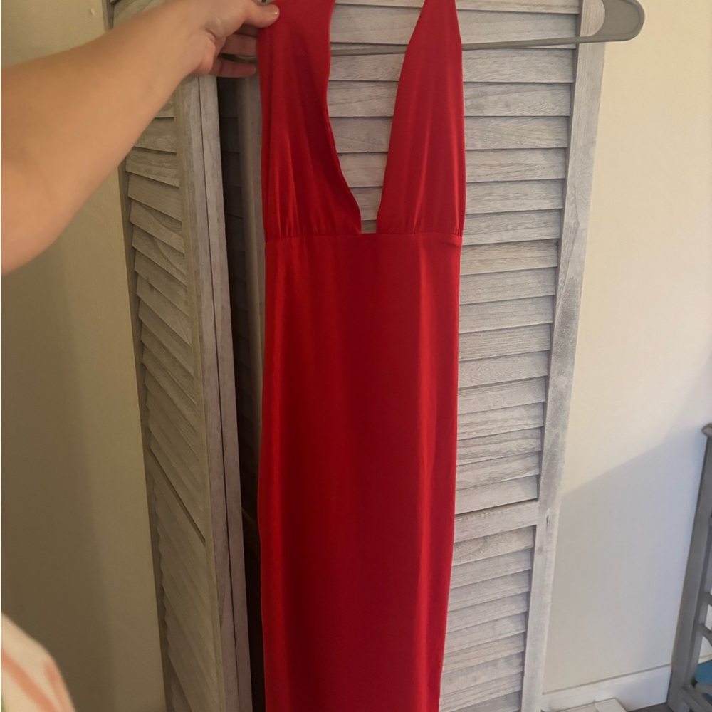 Red Sleeveless Halter Midi Gown for Weddings